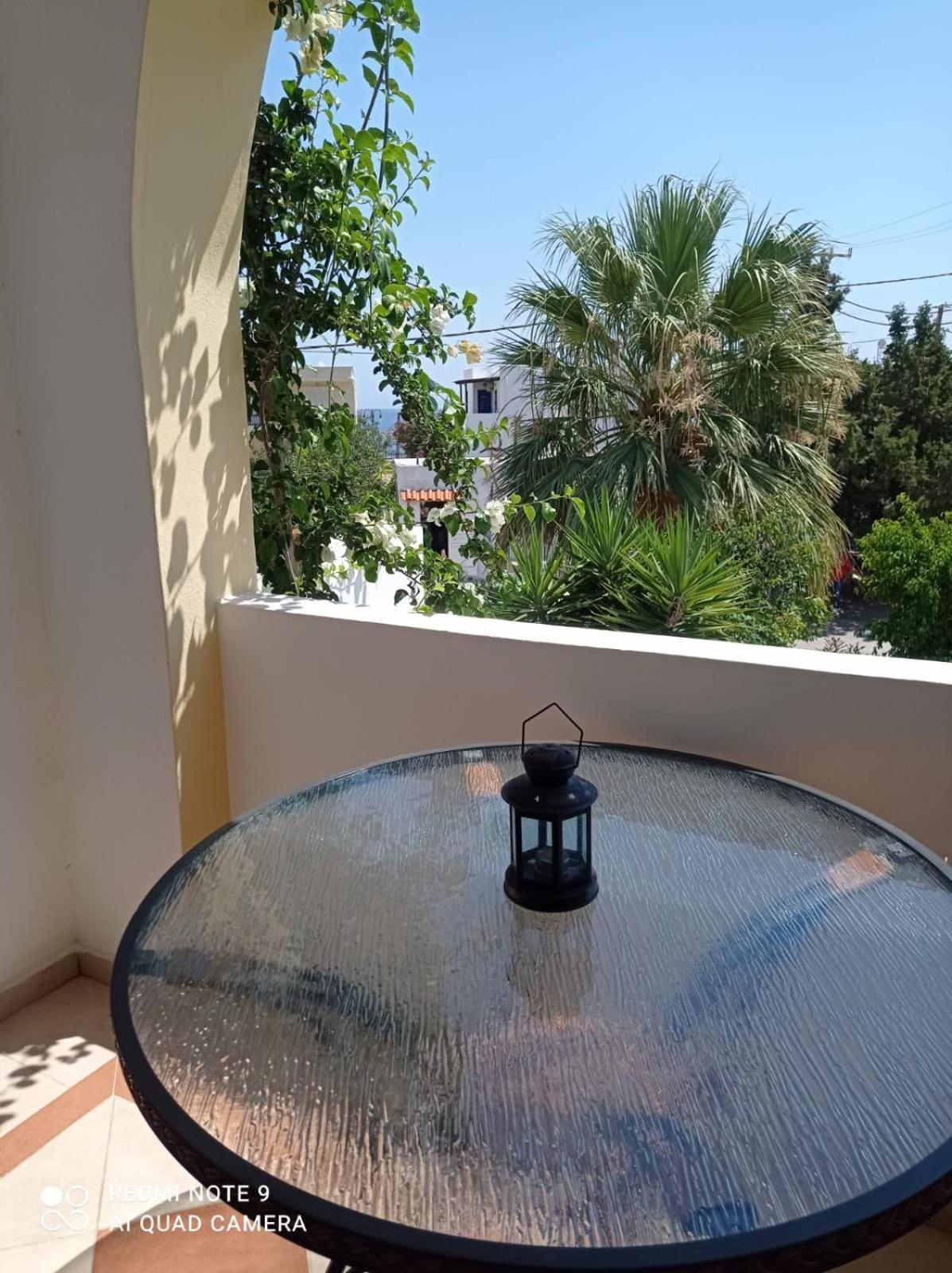 Irinoula Apartments Livadia  Dış mekan fotoğraf