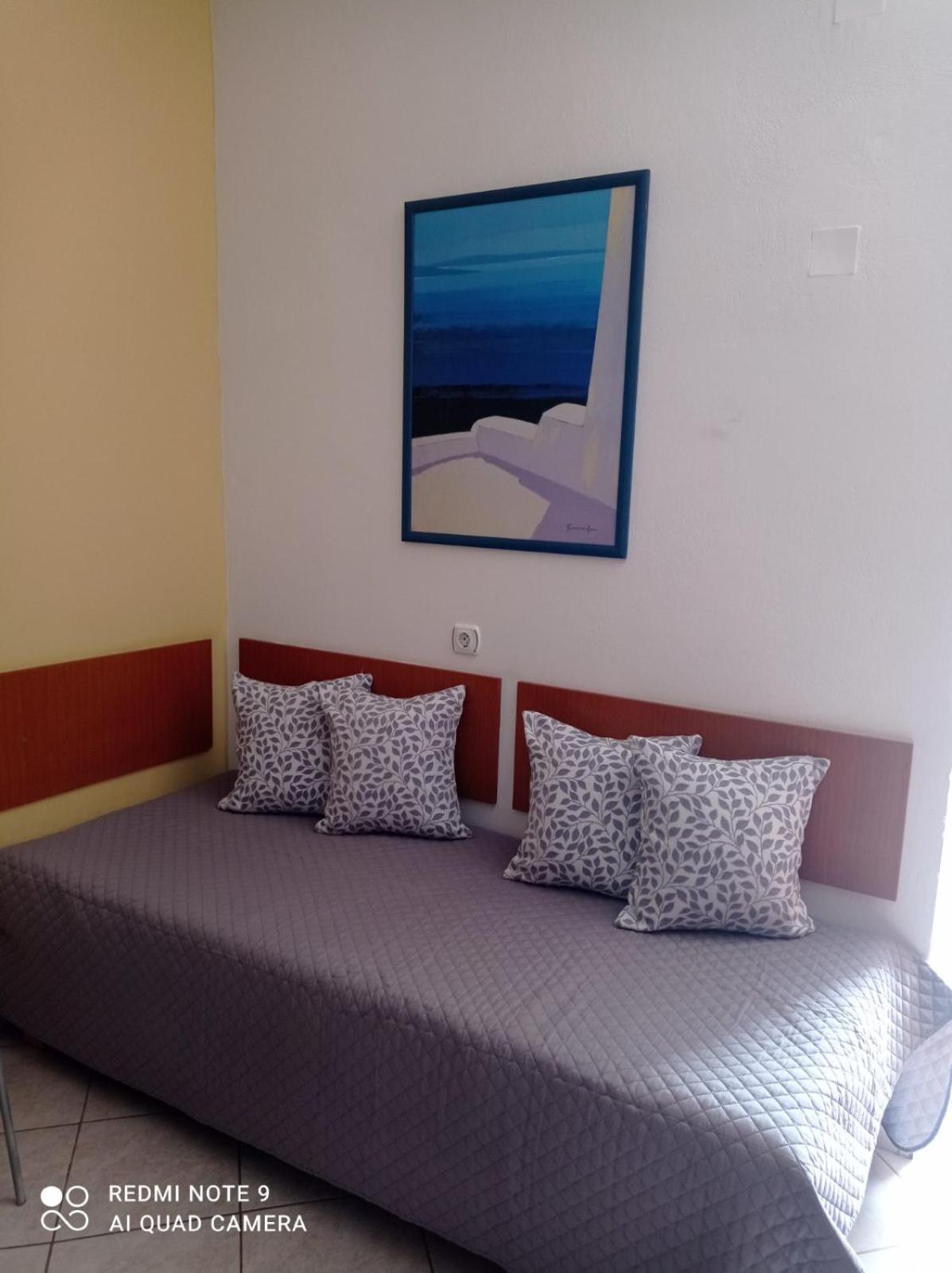 Irinoula Apartments Livadia  Dış mekan fotoğraf