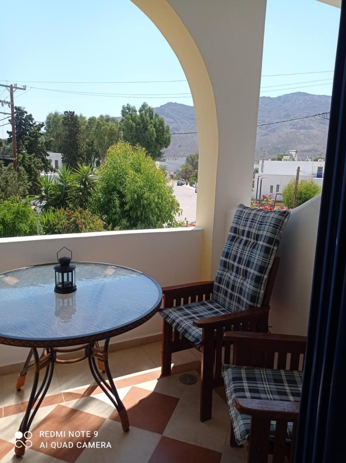 Irinoula Apartments Livadia  Dış mekan fotoğraf