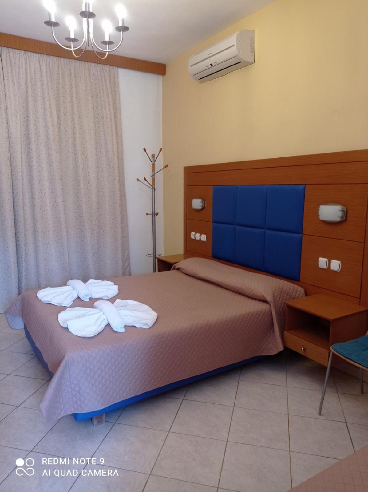 Irinoula Apartments Livadia  Dış mekan fotoğraf