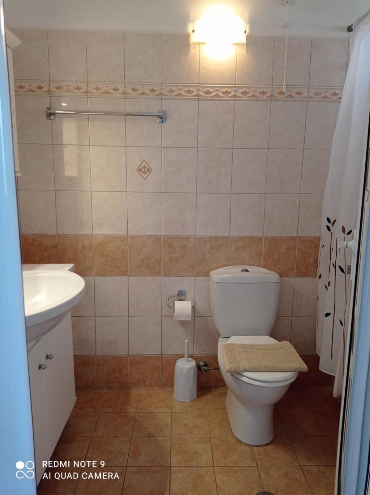 Irinoula Apartments Livadia  Dış mekan fotoğraf