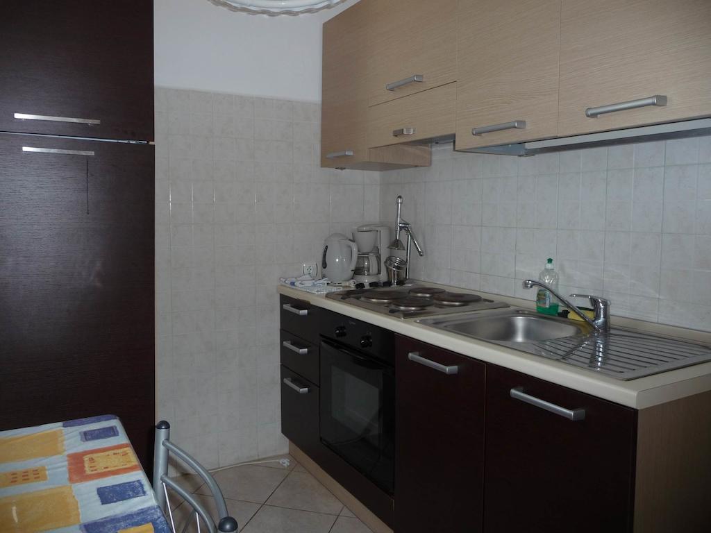 Irinoula Apartments Livadia  Dış mekan fotoğraf