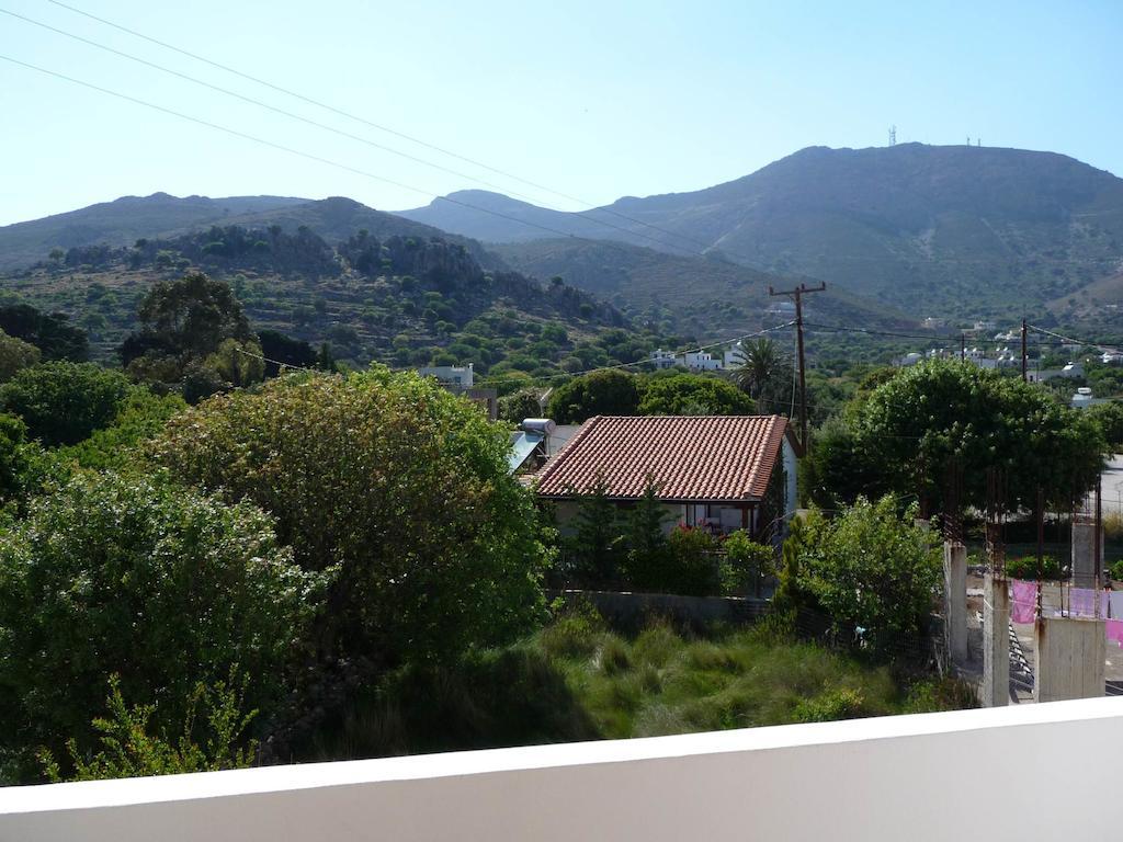 Irinoula Apartments Livadia  Dış mekan fotoğraf